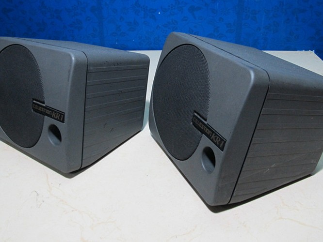 想问问大伙儿，那个英国来的百变龙音箱到底咋样？俺来唠唠真实感受！