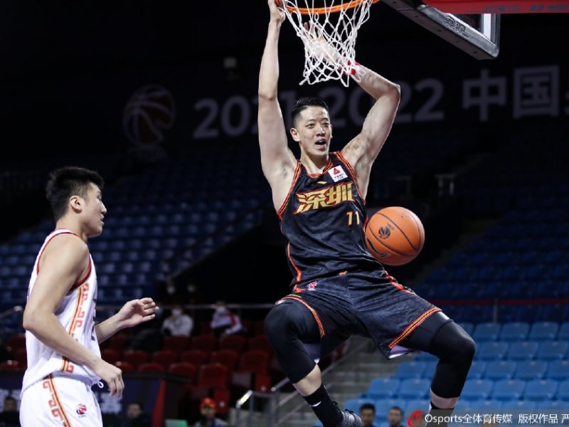 寒冬中的篮球热火 CBA第二阶段热血图鉴