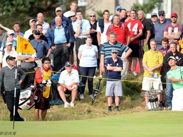 中国高尔夫名将吴阿顺挥杆皇家利物浦球场风采