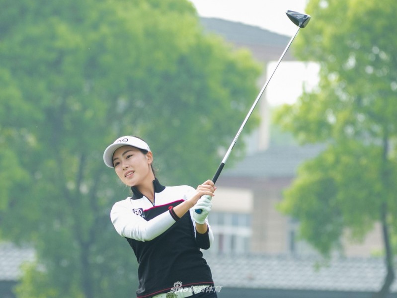 双山岛上的青春对决：泰国旋风与中国新星的巡回赛舞台