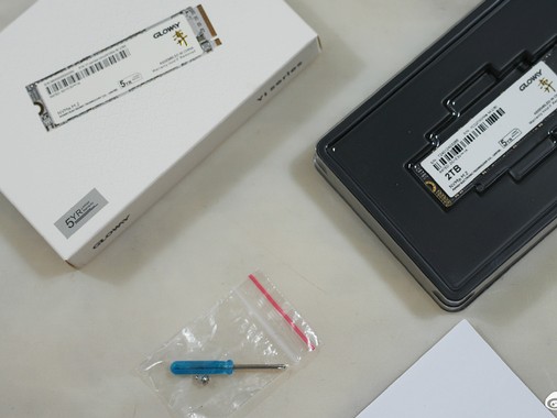 从鱼竿到硬盘，光威固态硬盘怎么样？用了半年，我有这些话想说