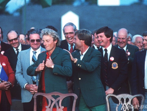 世界第一之争风云再起 麦克罗伊重返巅峰之路并非坦途