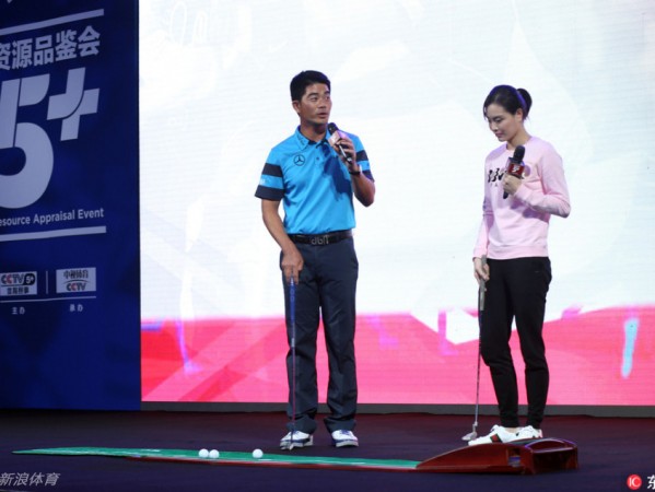 从跳水高台到果岭草坪，奥运冠军吴敏霞的高尔夫初体验