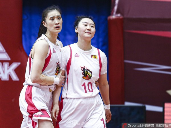 内线巨塔统治赛场，山西女篮83比62大胜陕西迎来两连胜