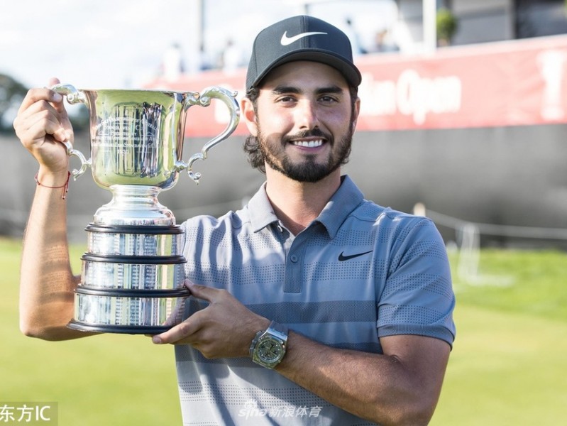 墨尔本荣耀之战：亚伯拉罕安瑟加冕澳洲公开赛冠军