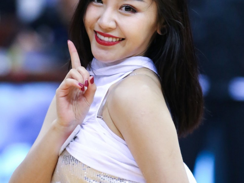 光影下的跃动青春｜寻找CBA赛场最靓丽的风景线