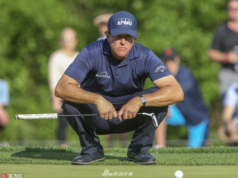 休斯敦公开赛新人惊艳开局 众名将蓄力大师赛